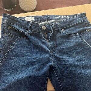 GAP skinny jeans size 27